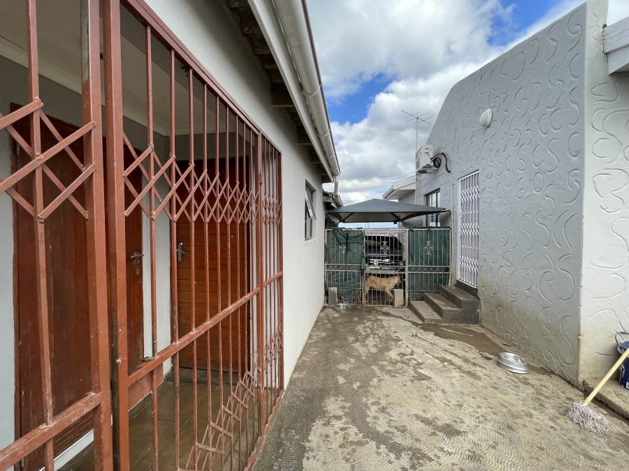 2 Bedroom Property for Sale in Mdantsane Eastern Cape